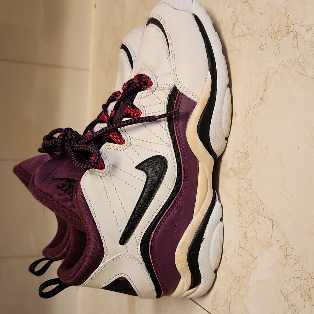 Nike Air 1994 Cross Trainer Mid Top Shoes Vintage 90s Rare Purple, White & Black